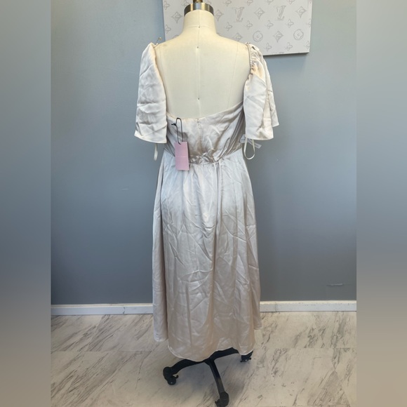 Fame and Partners dress - fairytale design - Picture 4 of 5